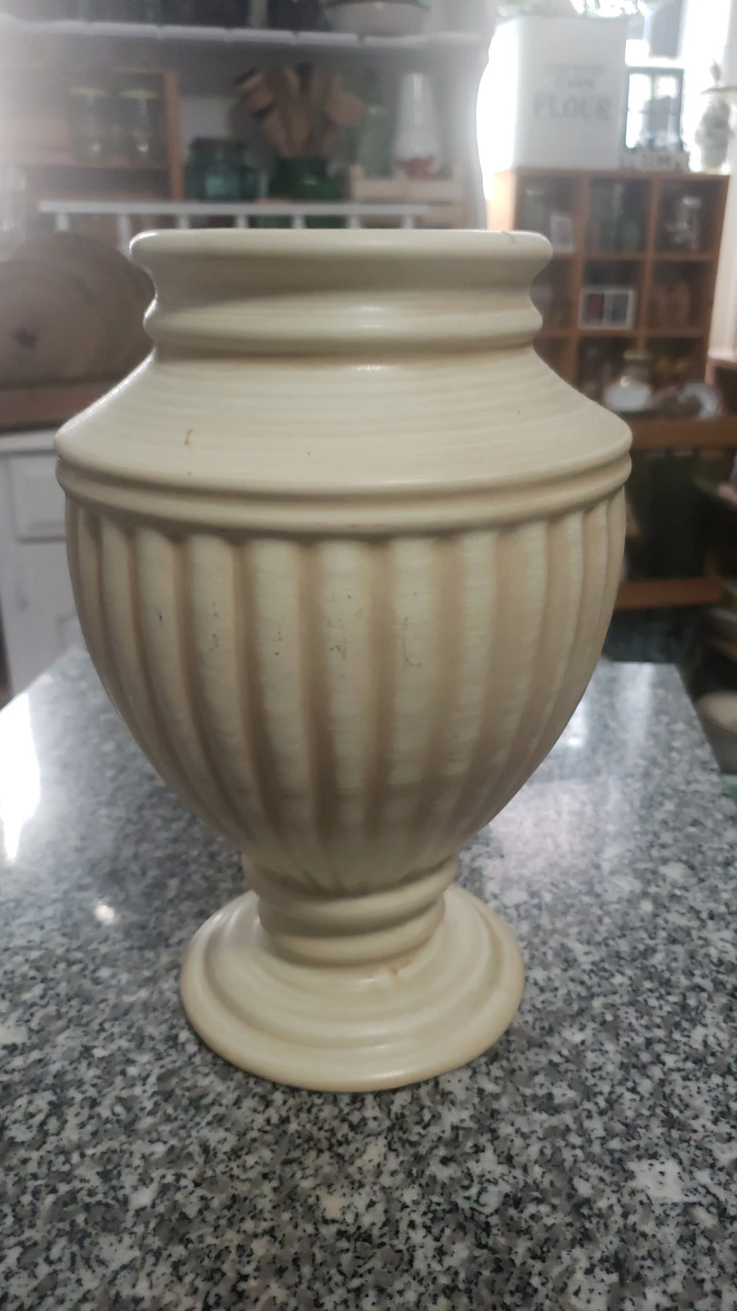 Cream Fluted Pedestal Vase