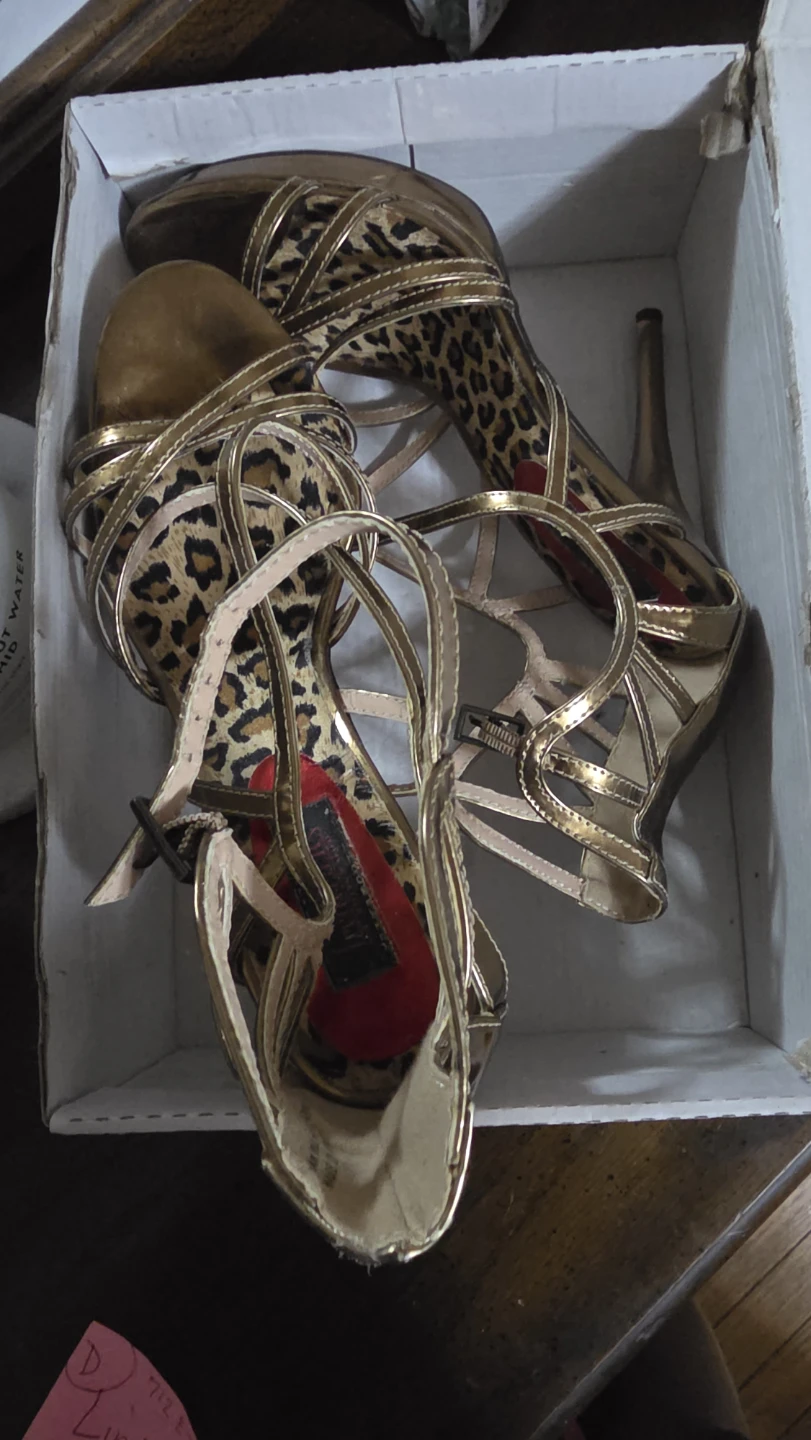 Fredericks of Hollywood gold leopard print heels - photo 4