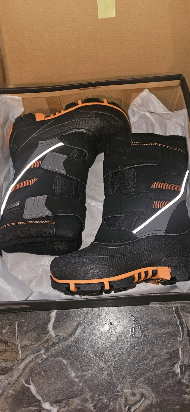 Boys boots size 12