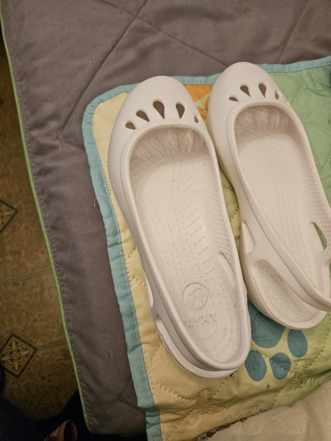 XYXY White Slip-On Shoes