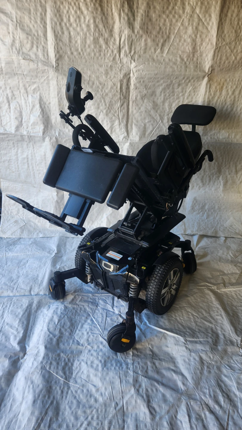 Quantum Q6 Edge Power Wheelchair - photo 5