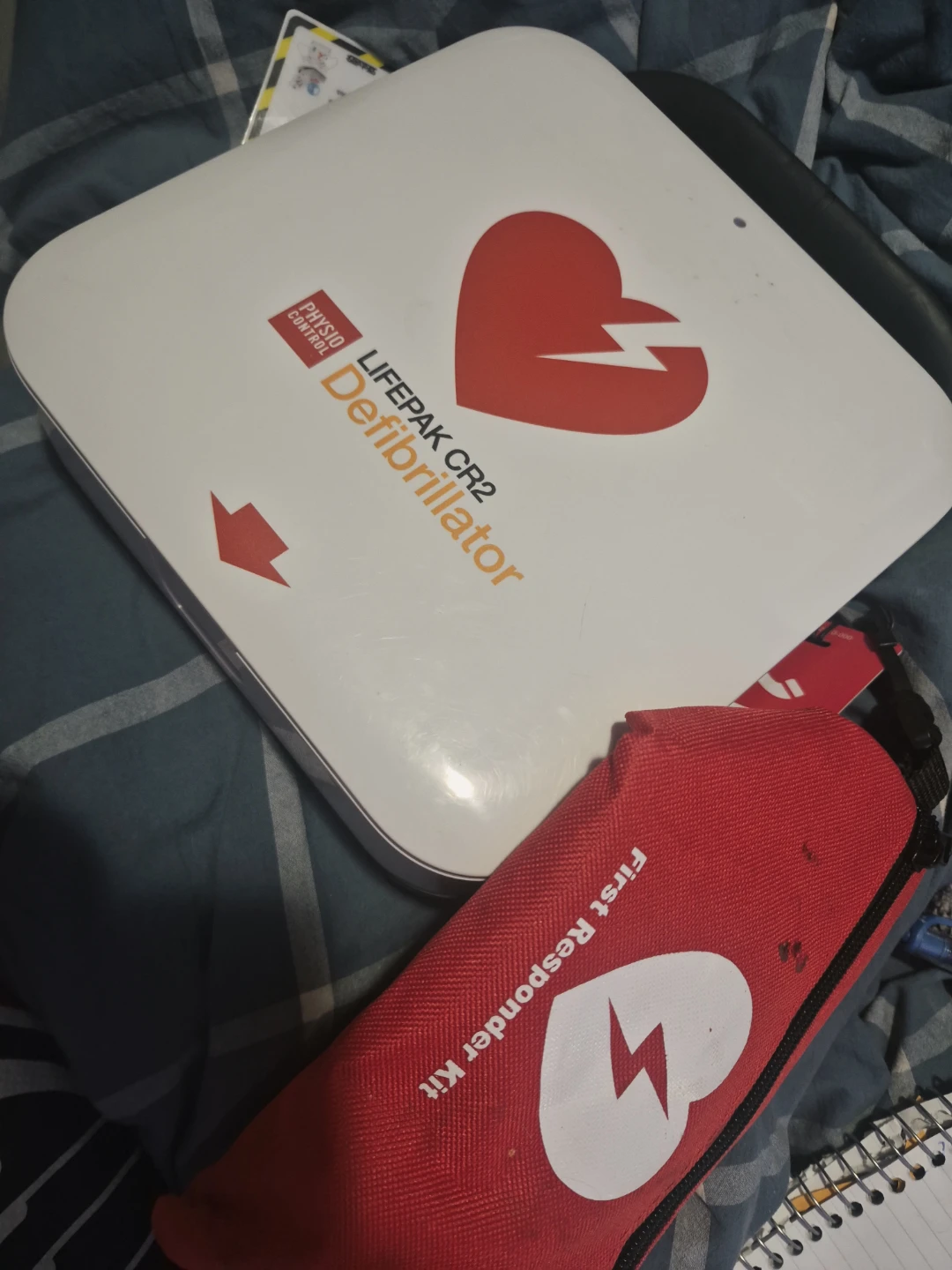 Physio-Control Lifepak CR2 Defibrillator - photo 2