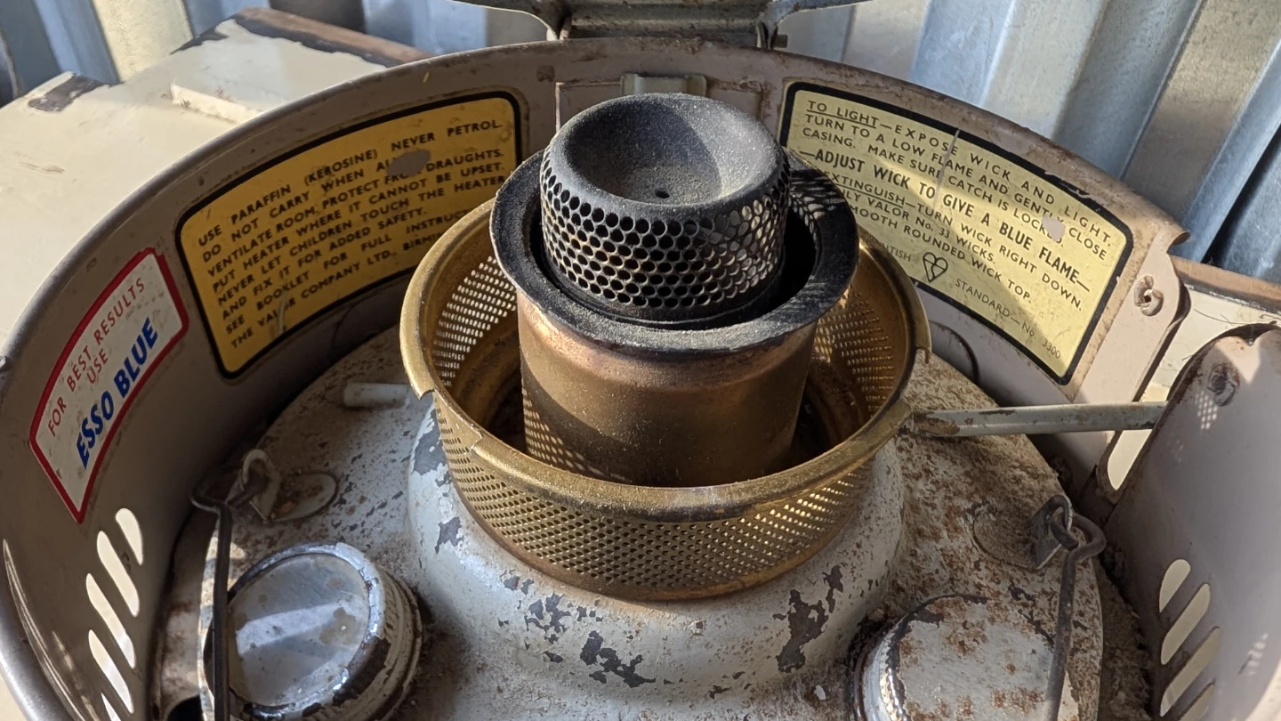 Valor No. 210 Portable Kerosene Heater - photo 4