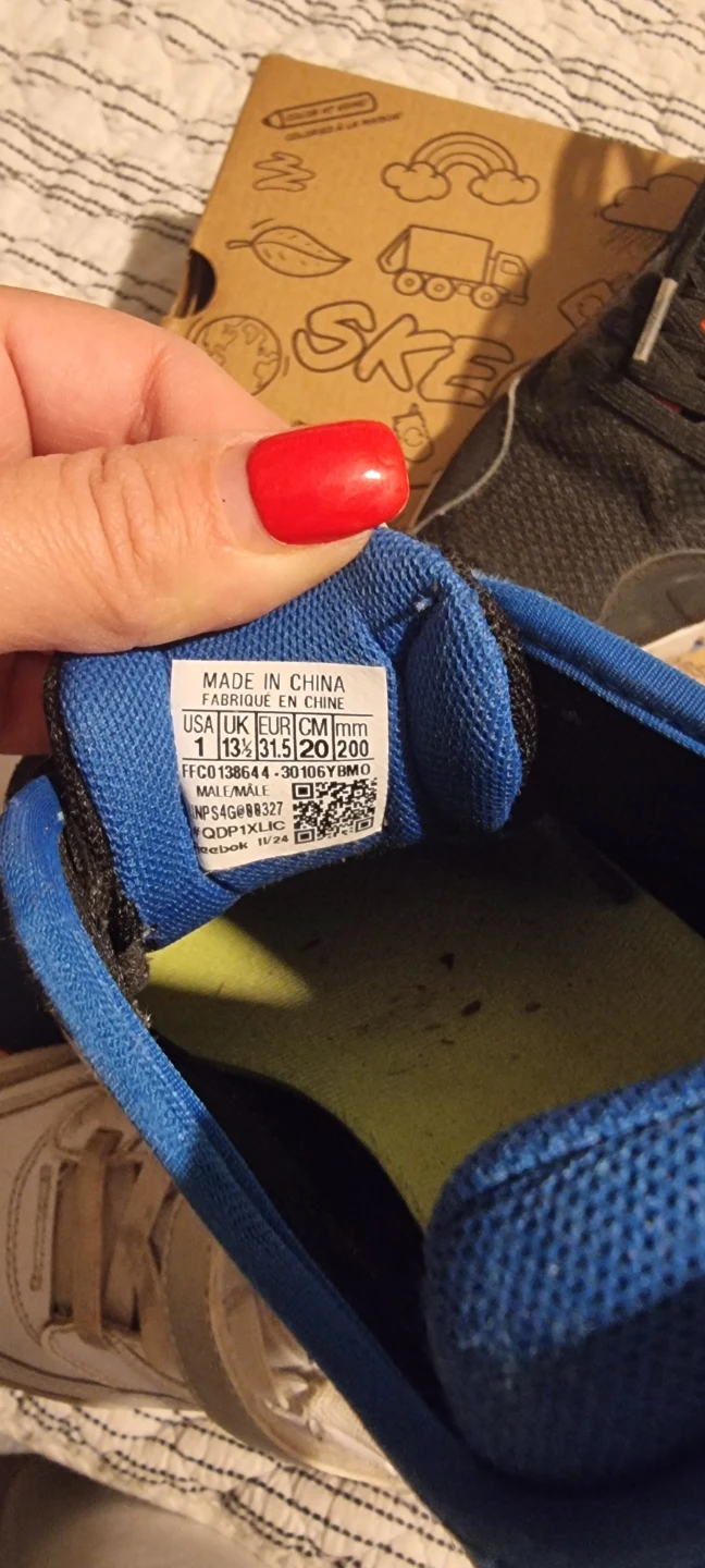 Kids Shoes Size 1Y Boys - photo 5