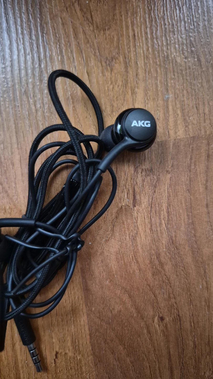 Samsung AKG Wired Earbuds - photo 3