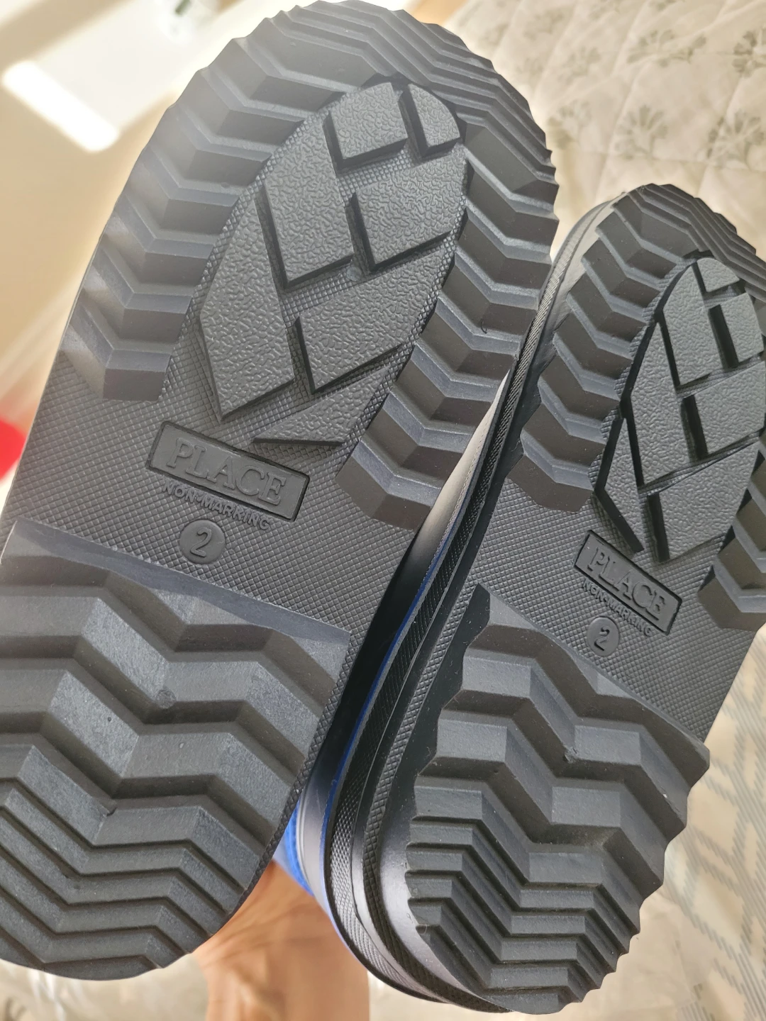 The Children's Place Boy Snow Boots Size 2Y - photo 4