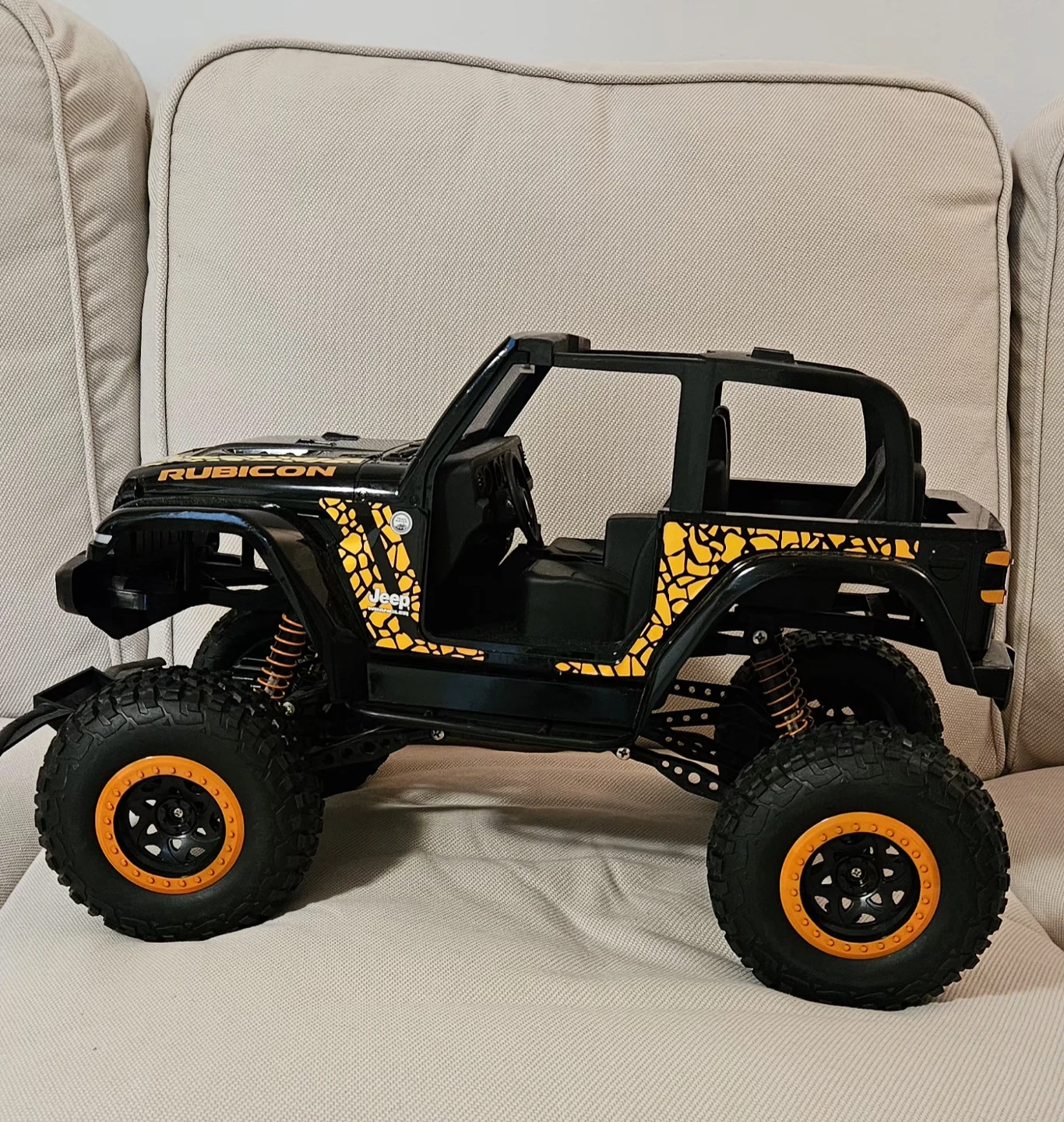 Adventure Force Jeep Wrangler Rubicon RC Car - photo 4