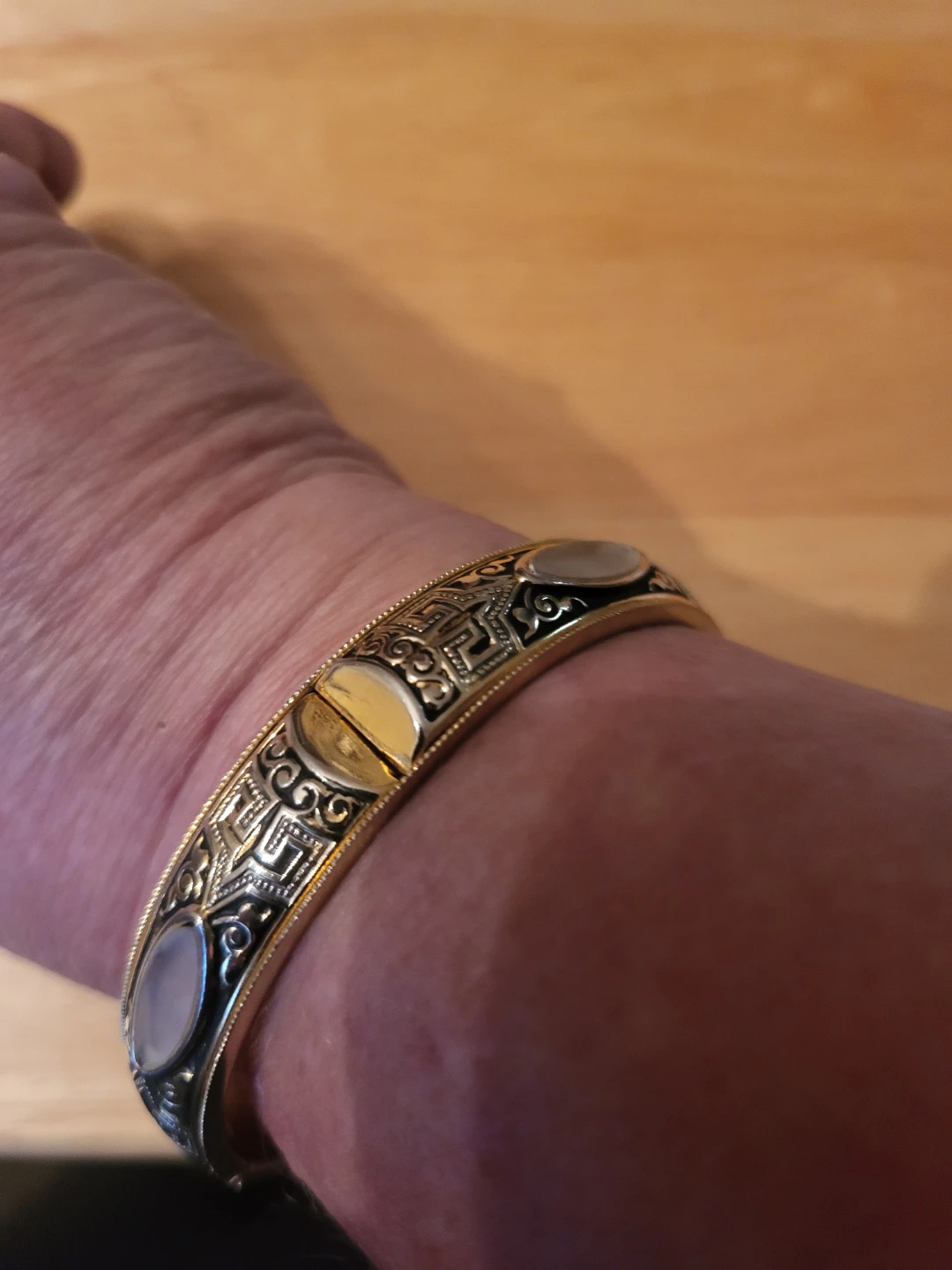 Gold-Tone Greek Key Bangle Bracelet - photo 4