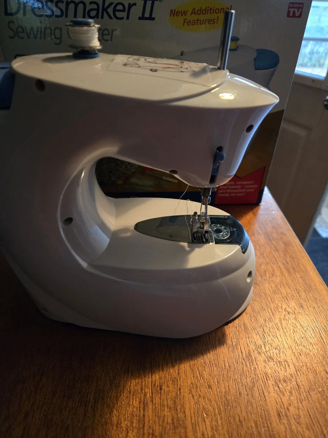 Sewing Machine (Dress Maker 2 Sewing Center) - photo 5