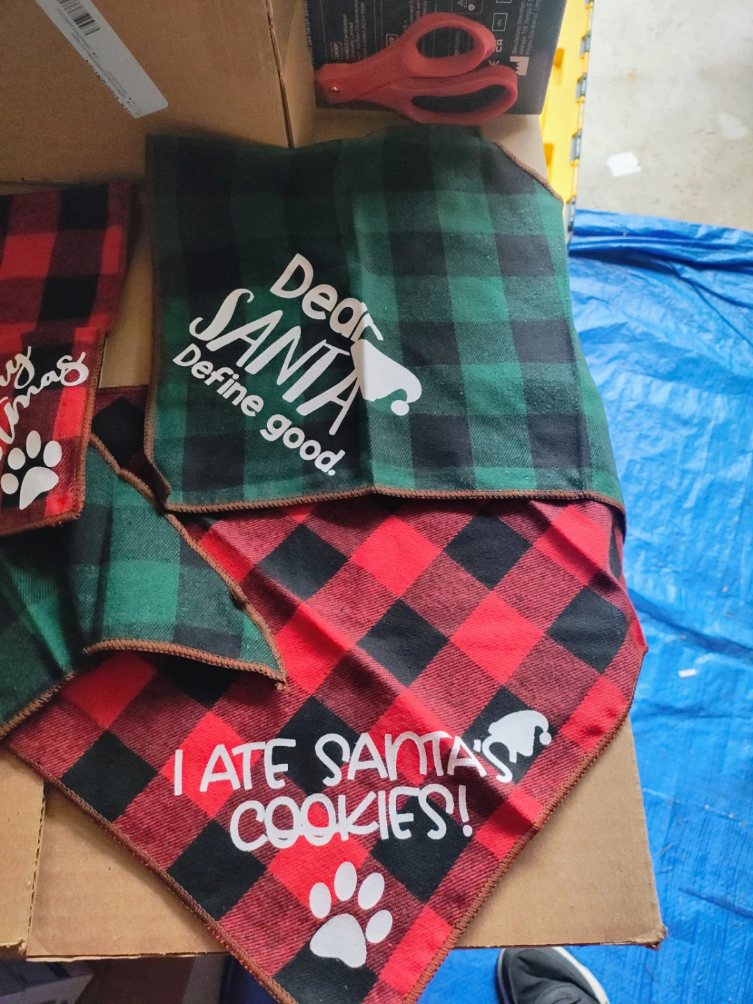 Set of 4 Christmas Holiday Dog Bandanas - photo 3