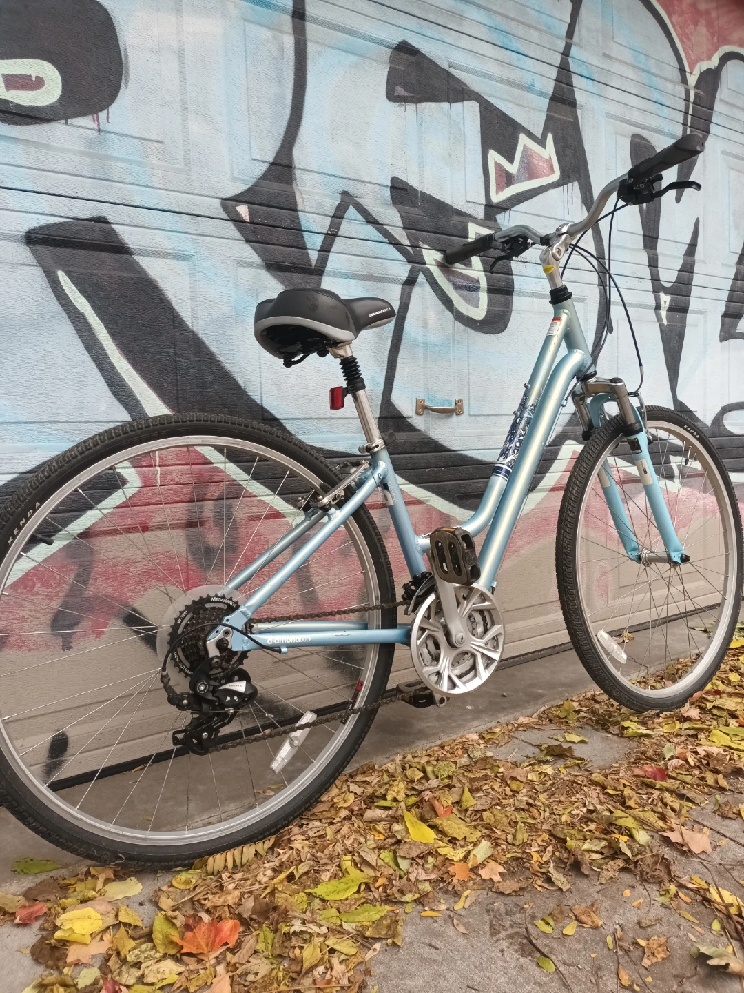 Diamondback Hybrid Bike - photo 4