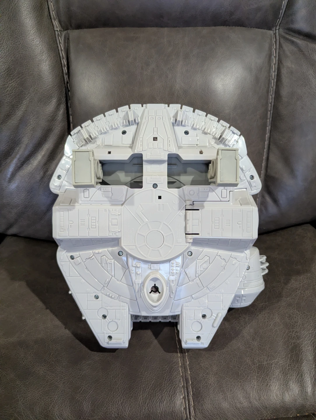 Star Wars Millennium Falcon Toy - photo 3