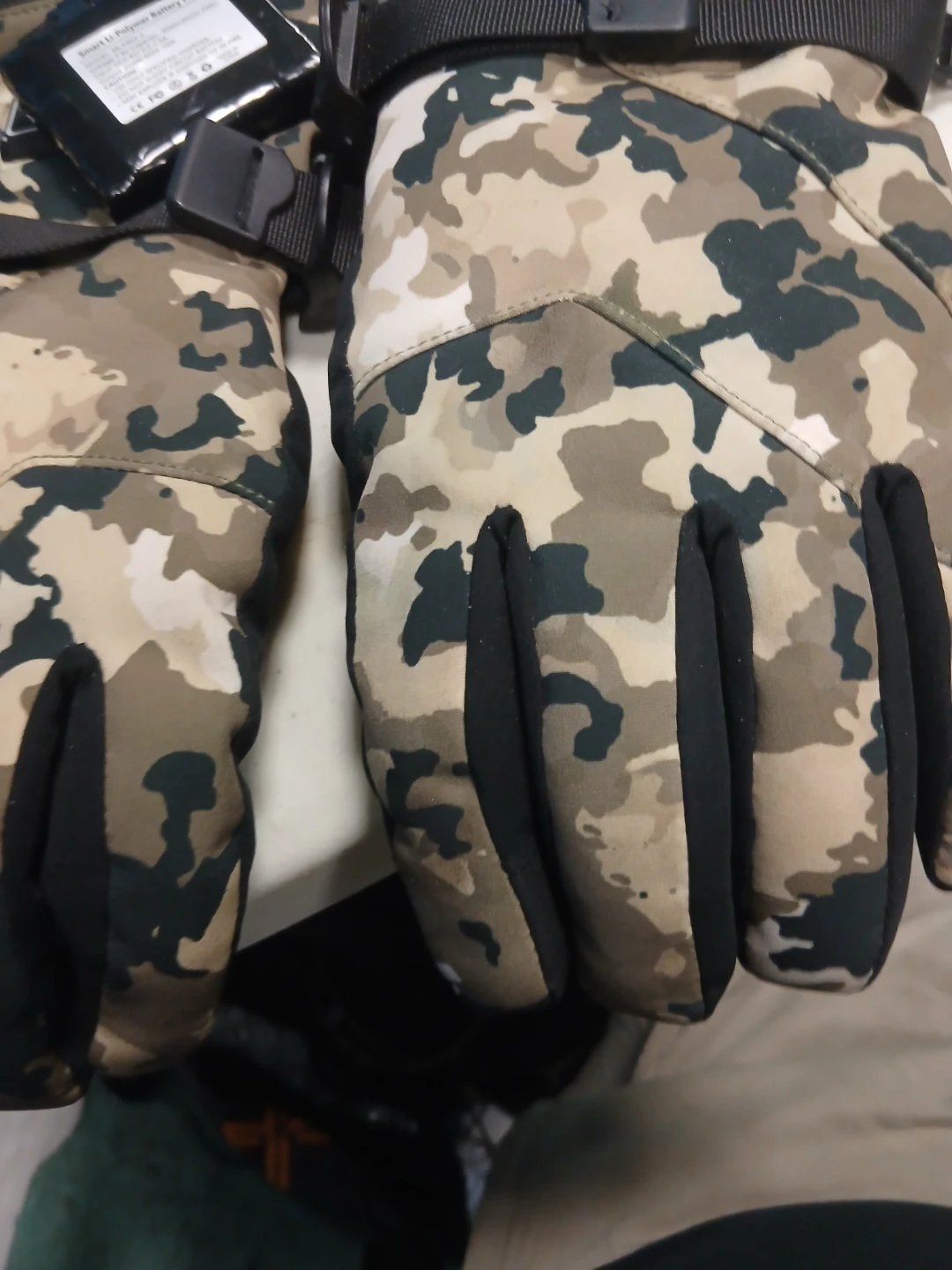 Heated Camouflage Mittens - photo 2