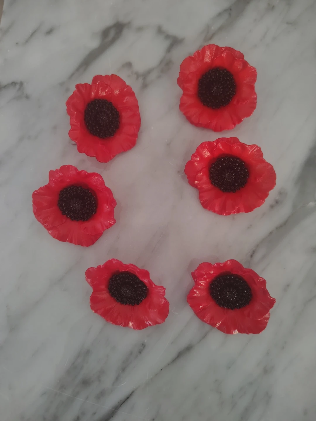 Rare vintage poppy buttons