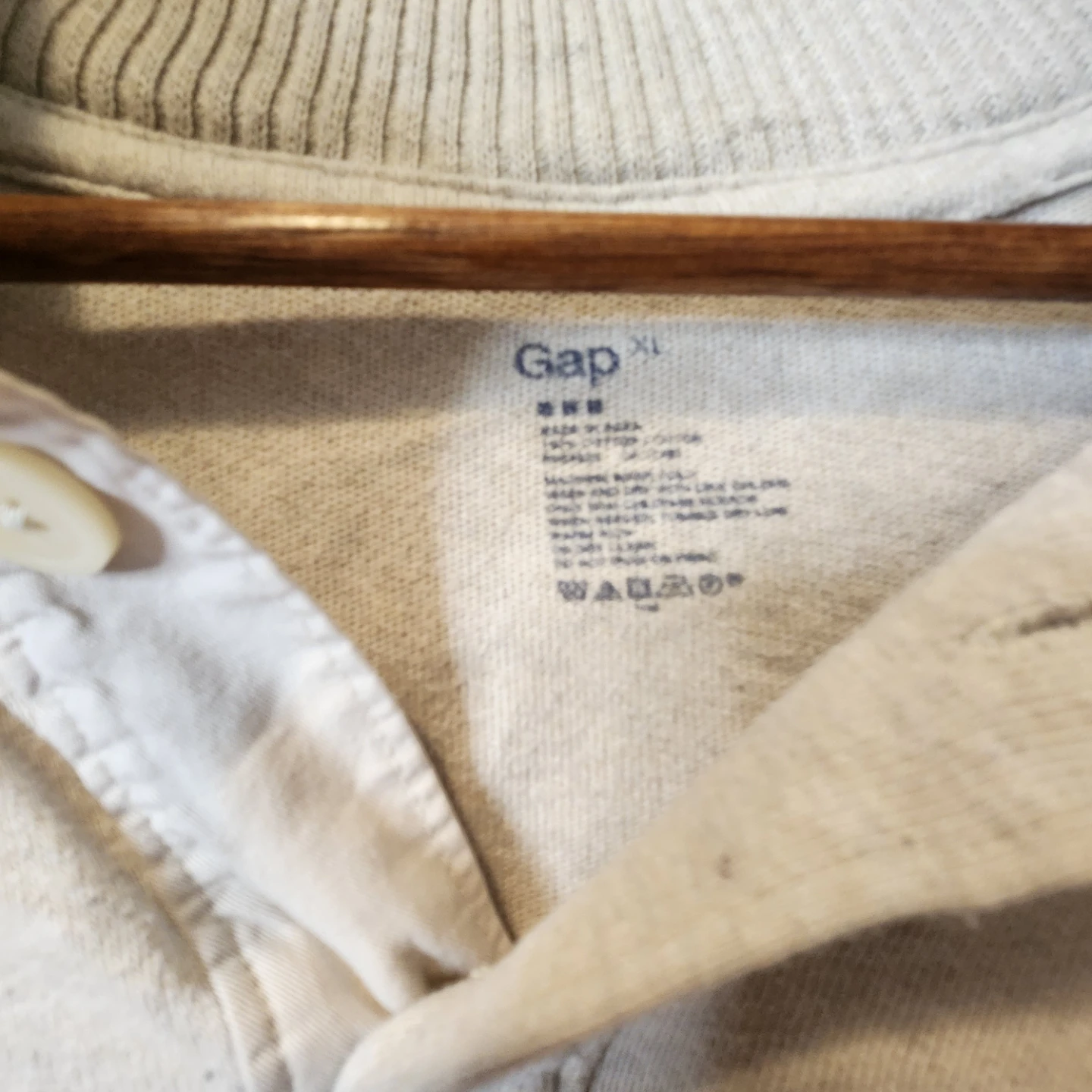Gap long sleeve henley sweater - photo 2