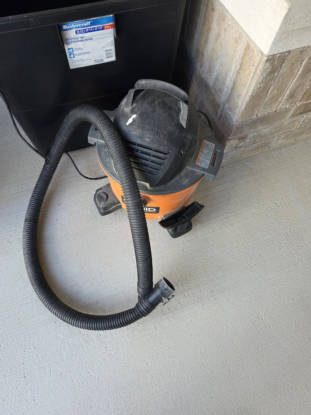 Ridgid 6 Gallon Wet/Dry Vacuum