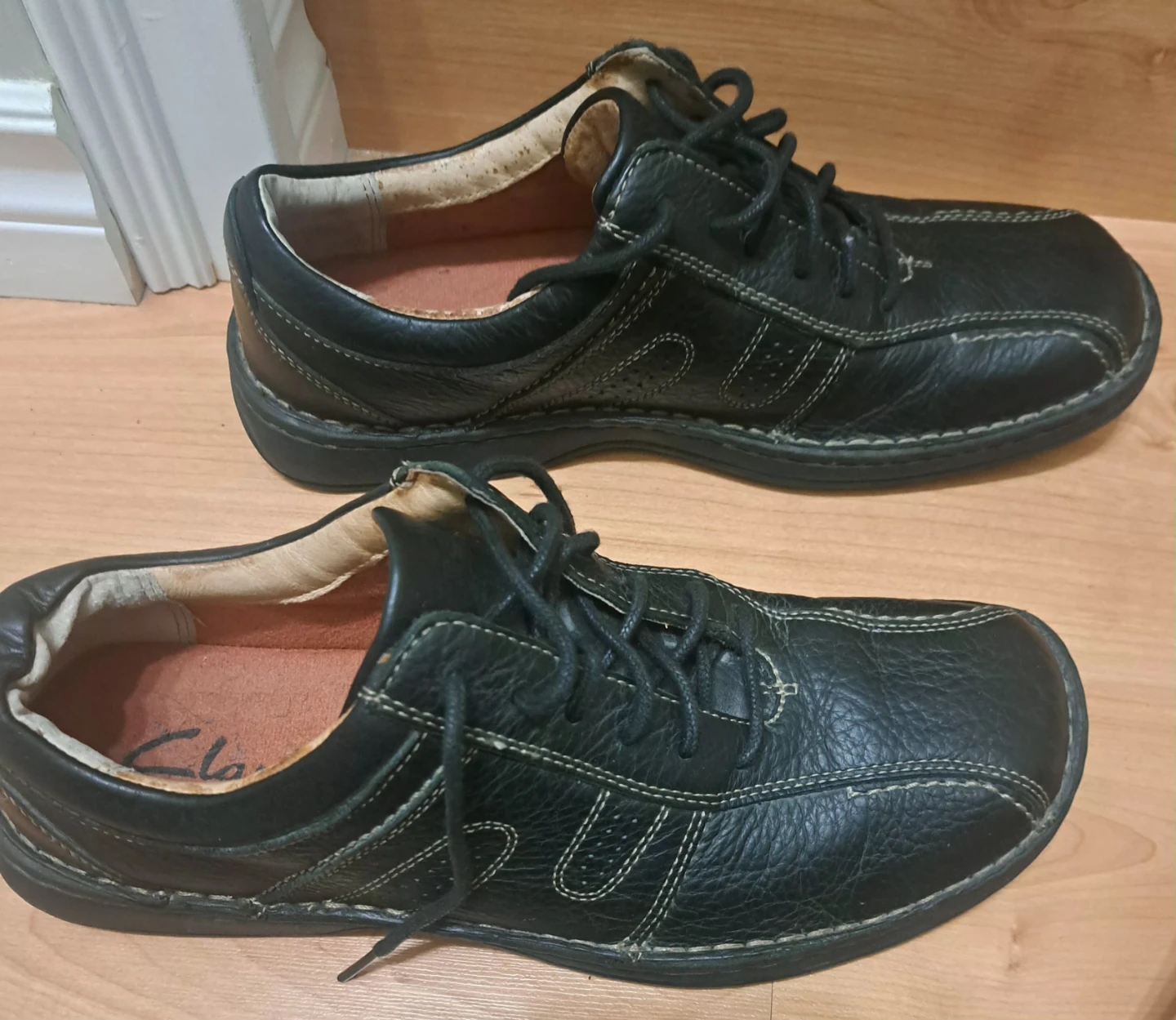 Clarks Black Leather Shoes Size 10M - photo 3