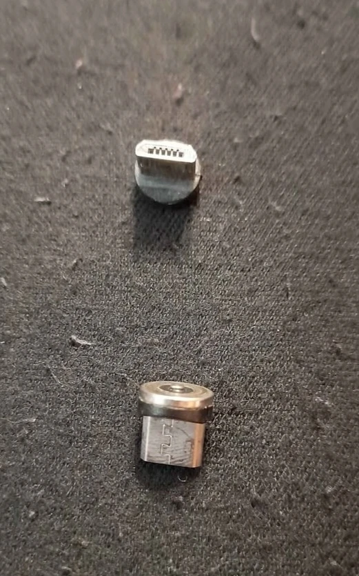 Magnetic Charging Cables with Adapters - photo 4
