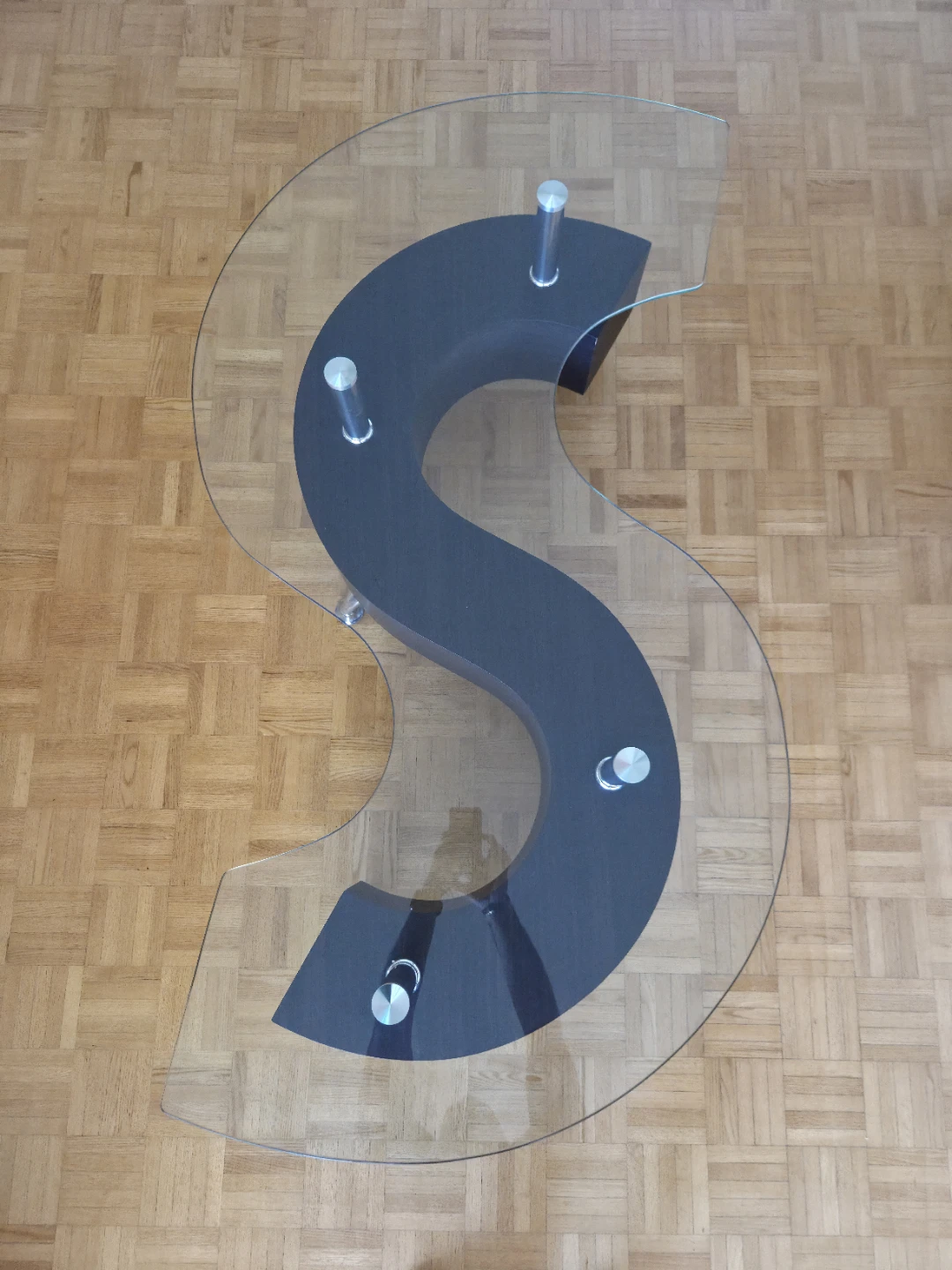 S-Shaped Coffee Table with Two Stools - photo 3