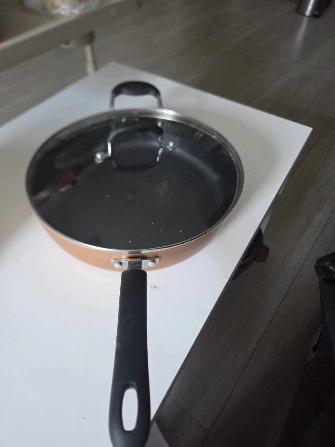Copper-coloured frying pan with lid - photo 2