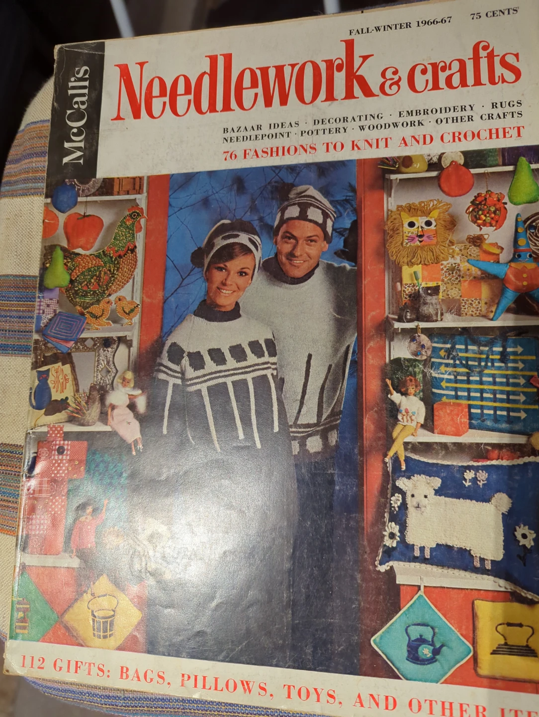 2 Vintage McCall's Needlework & Crafts Magazines 1966 - photo 3