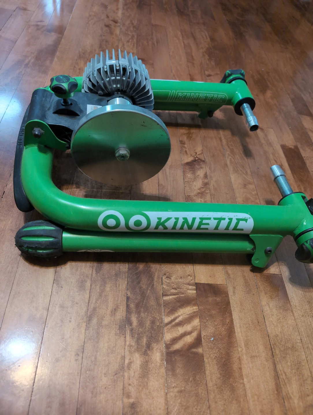 Kinetic Bike Trainer with Continental Trainer Tire - photo 2