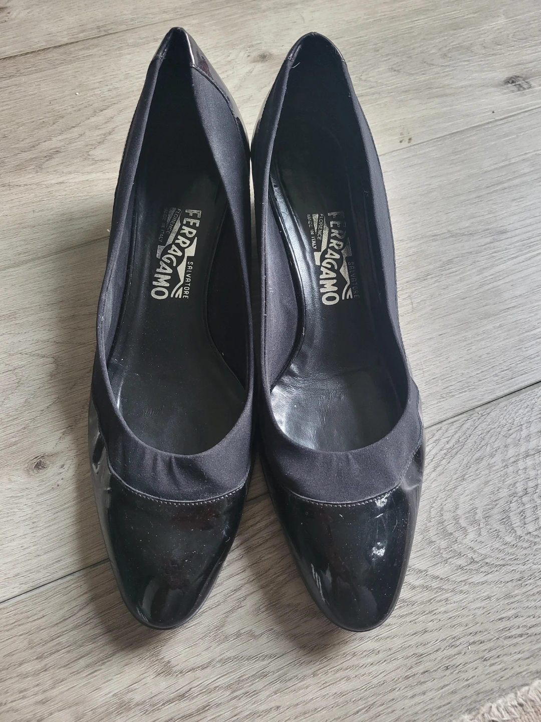 Salvatore Ferragamo Black Heels - photo 3