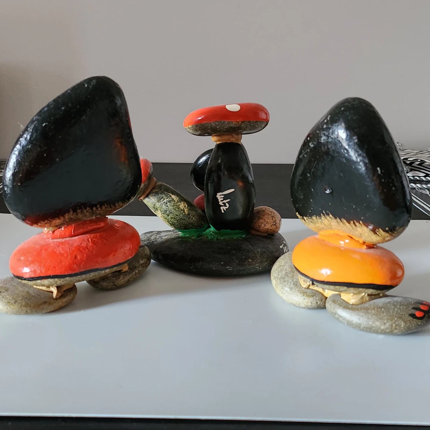 Hand-Painted Quebec Rock Art Figurines - photo 5