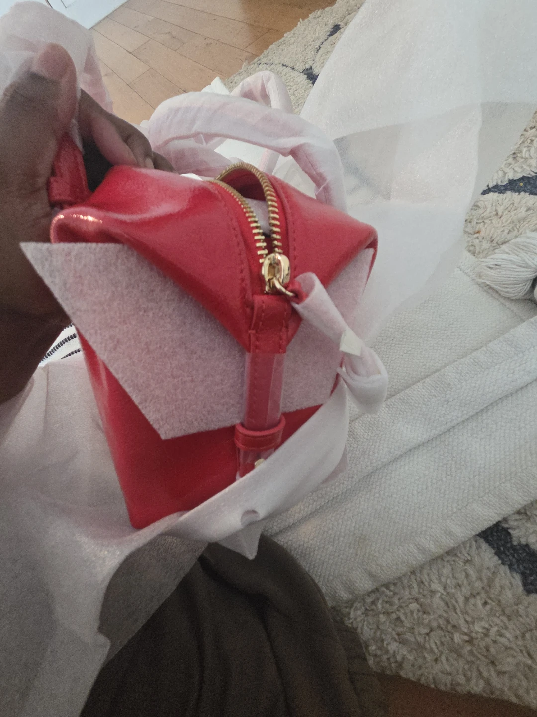 Kate Spade Red Patent Leather Satchel - photo 5