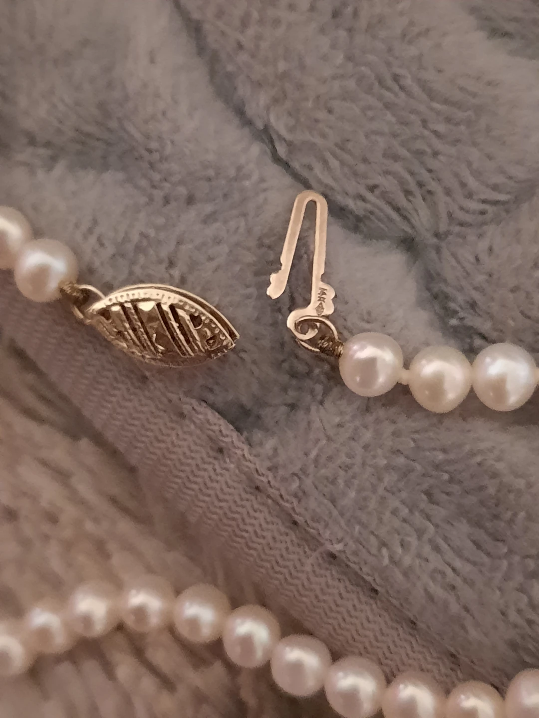 Solid 14k yellow Gold REAL Pearl 18" Necklace - photo 4