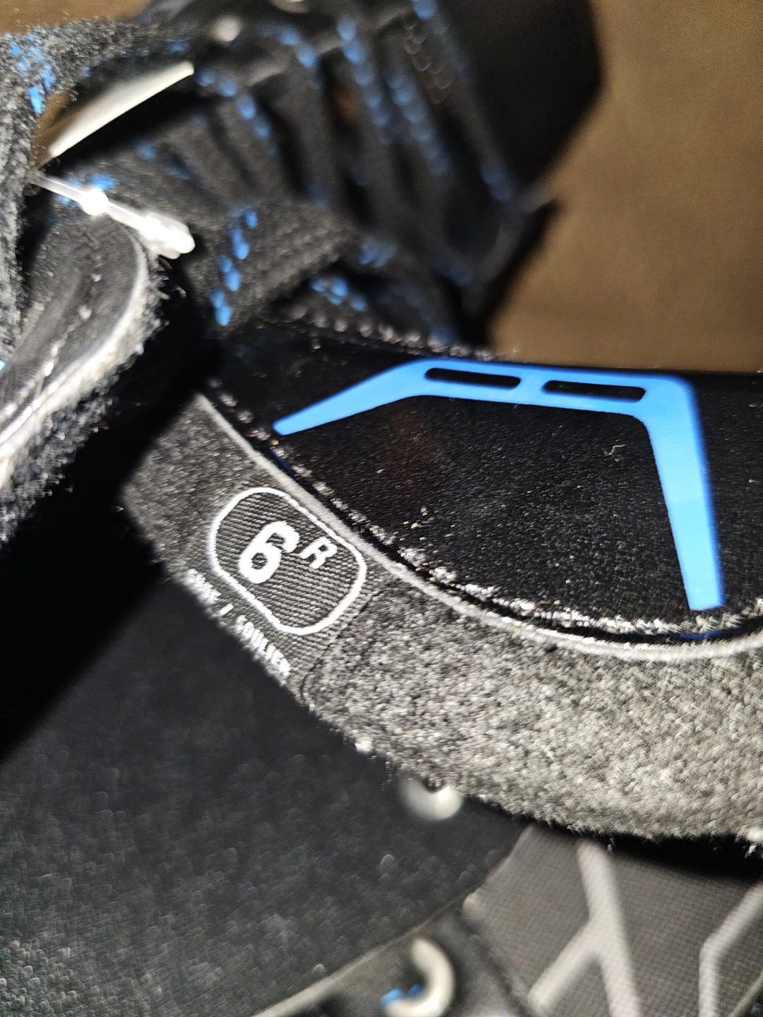 Brand New Bauer Nexus N77 Senior Hockey Skates - Size 6R - photo 4