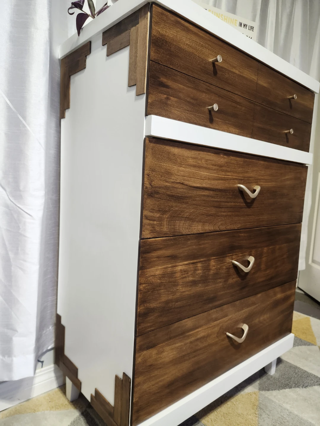 Mid-Century Modern Style 4 Drawer Dresser - photo 5