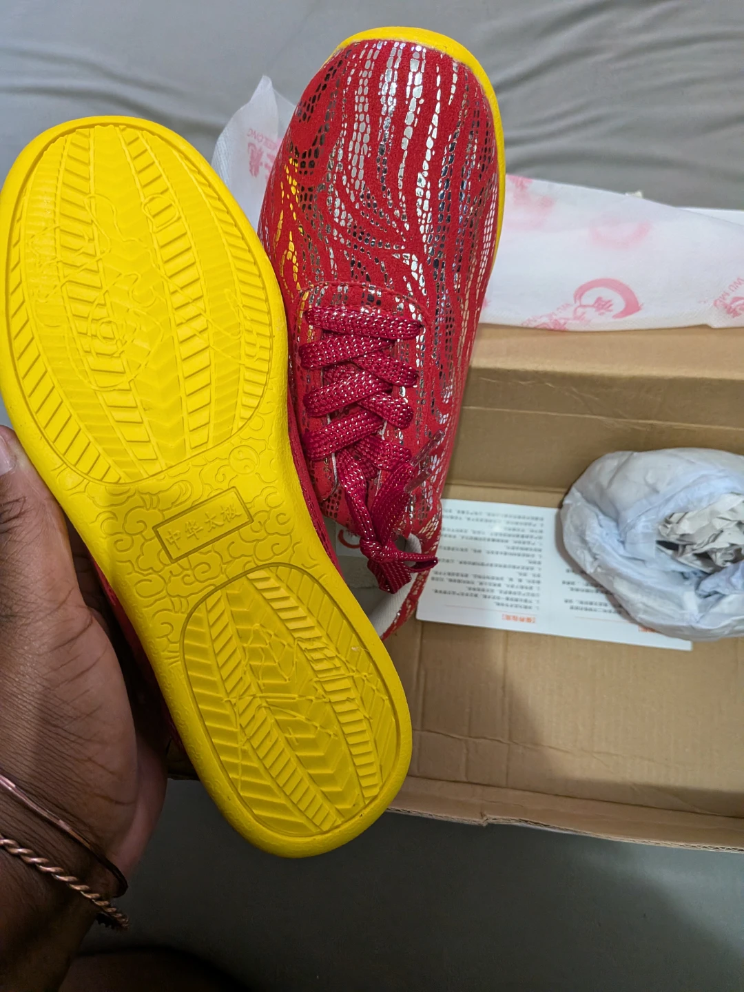 Wu Meilong Martial Arts Shoes - Red and Yellow - photo 5