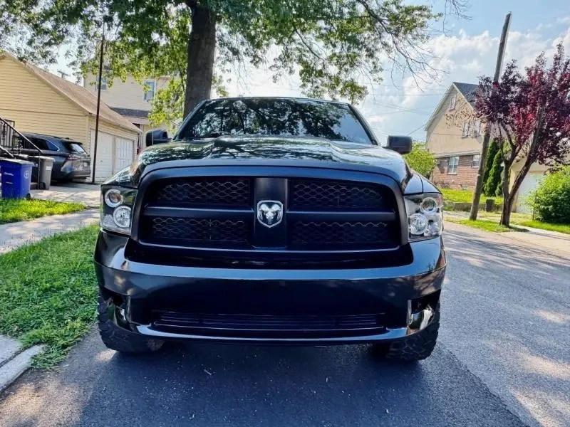 2012 RAM 1500 4 DOOR SLT HEMI AWD - photo 2