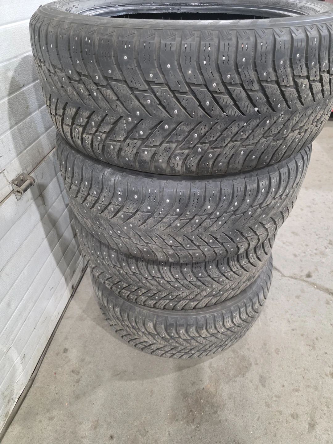 Nokian Studded winter tires - photo 3