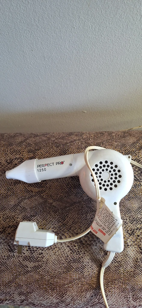 Perfect Pro 1250 Hair Dryer - photo 2