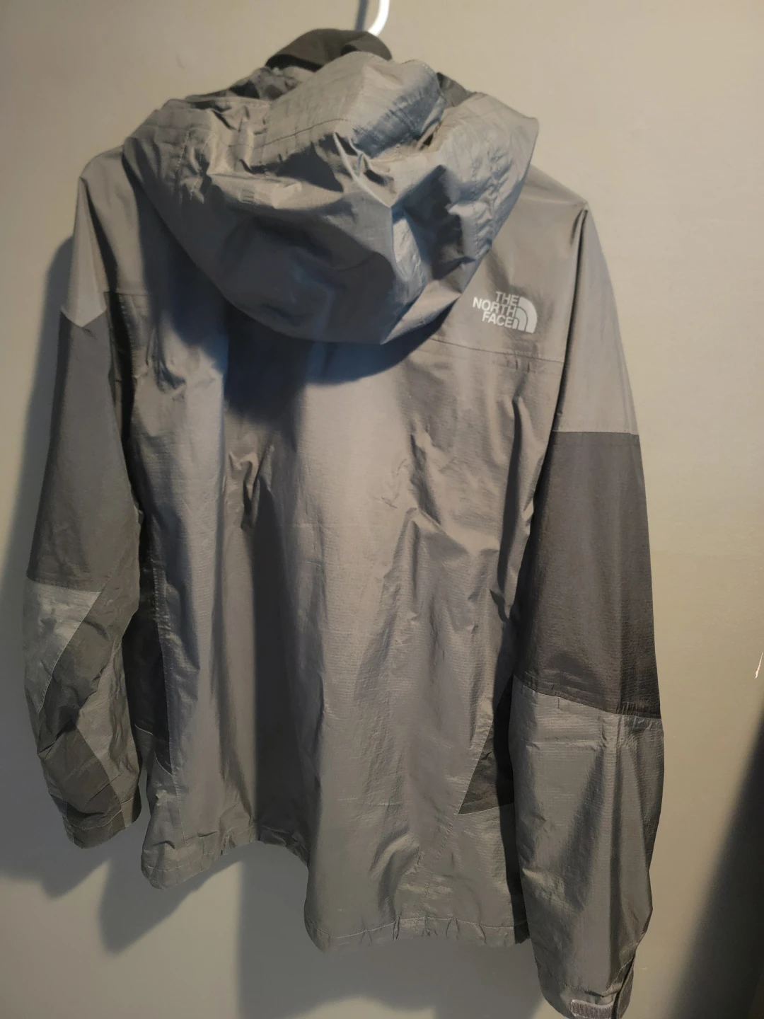 The North Face Men's Rain Jacket - Large - photo 3