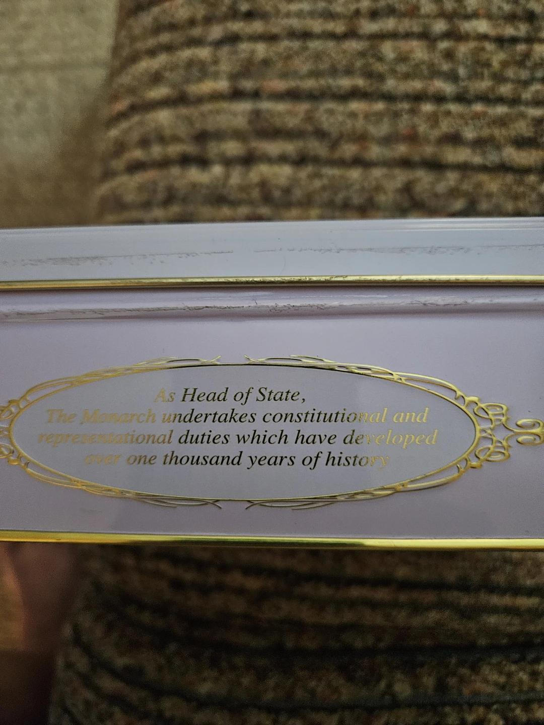 New English Teas Queen Elizabeth II Tin - photo 5