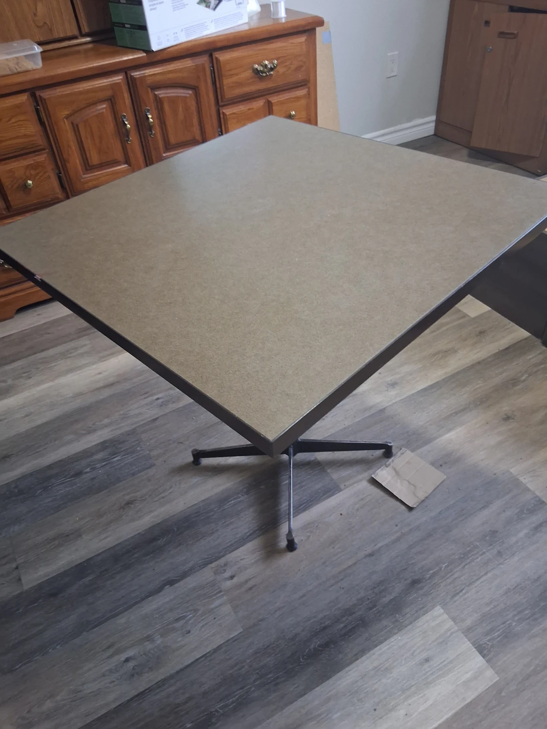 Square pedestal table