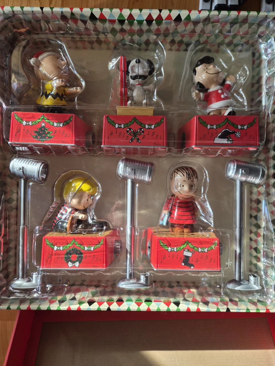 Hallmark Peanuts Christmas Dance Party Collector's Set - photo 3