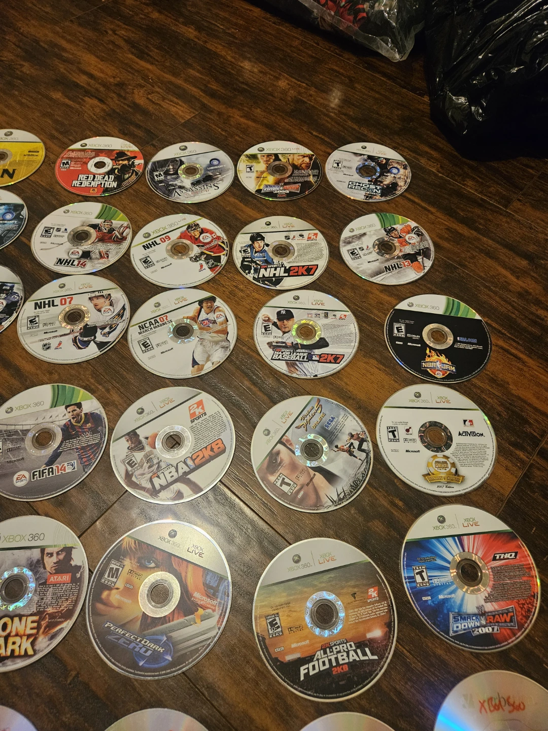 35 Xbox 360 Games - photo 3