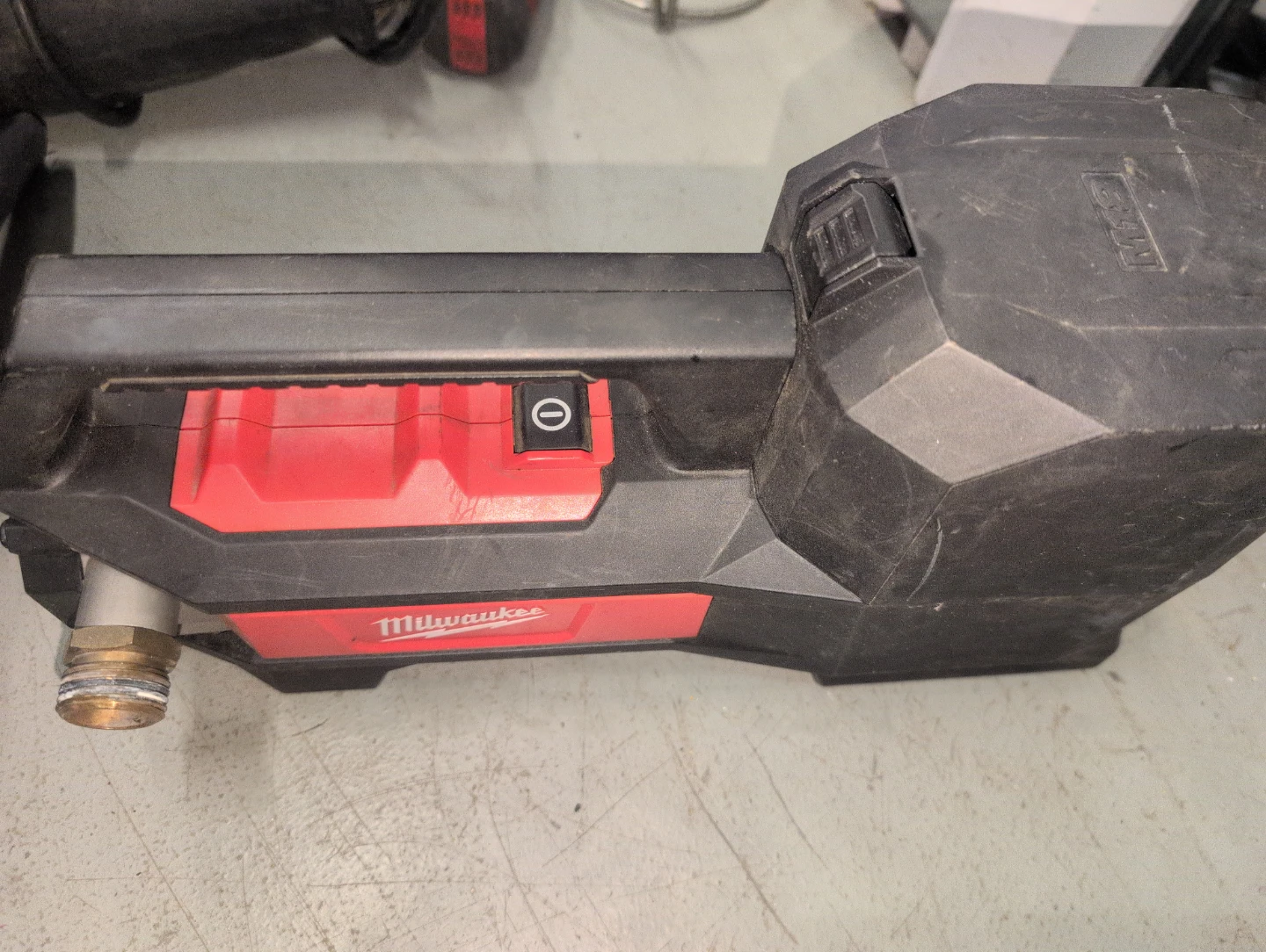 Milwaukee M18 Transfer Pump - photo 2