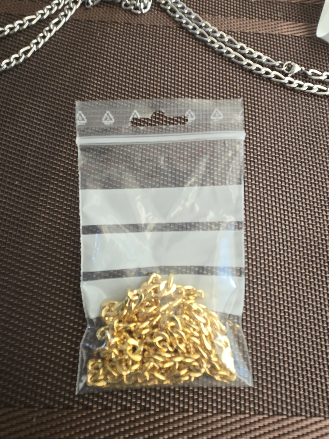 Gold-tone chain set - photo 4
