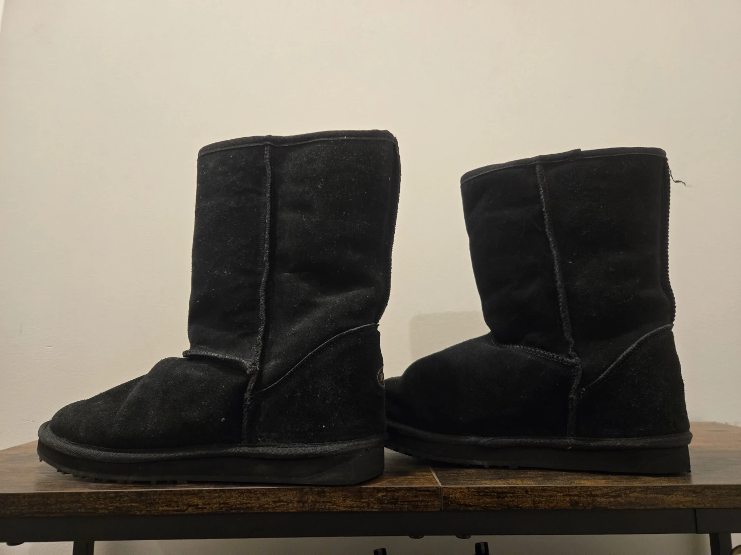 Gianni Roberto Black Suede Boots - photo 2
