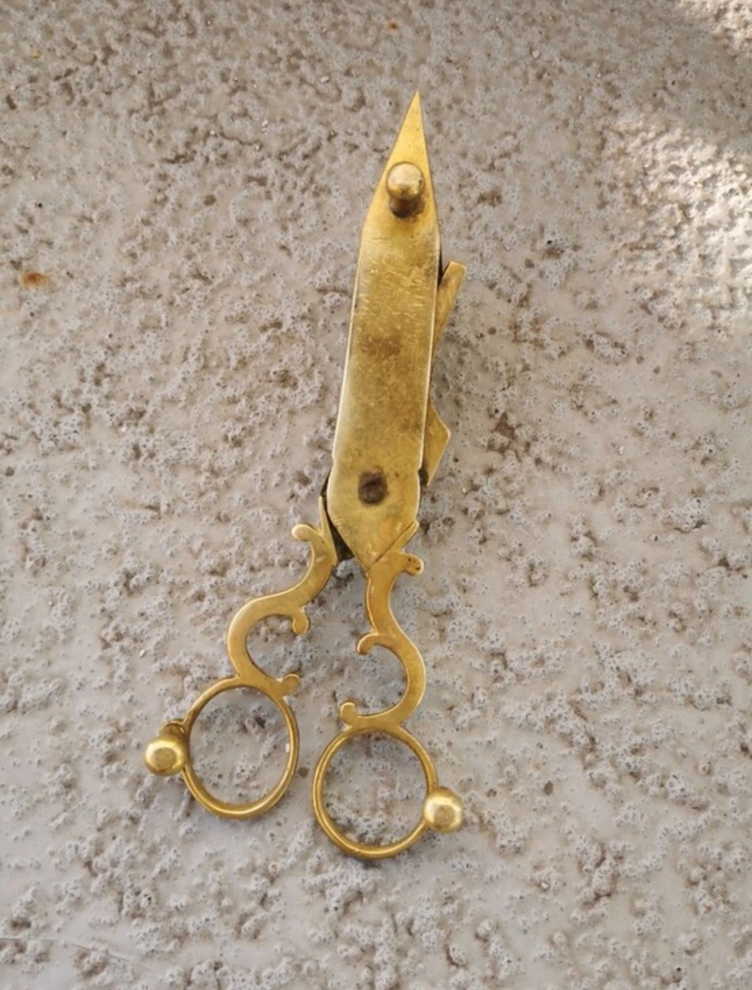 Vintage Brass Footed Candle Wick Trimmer & Snuffer Scissor Tool - photo 5