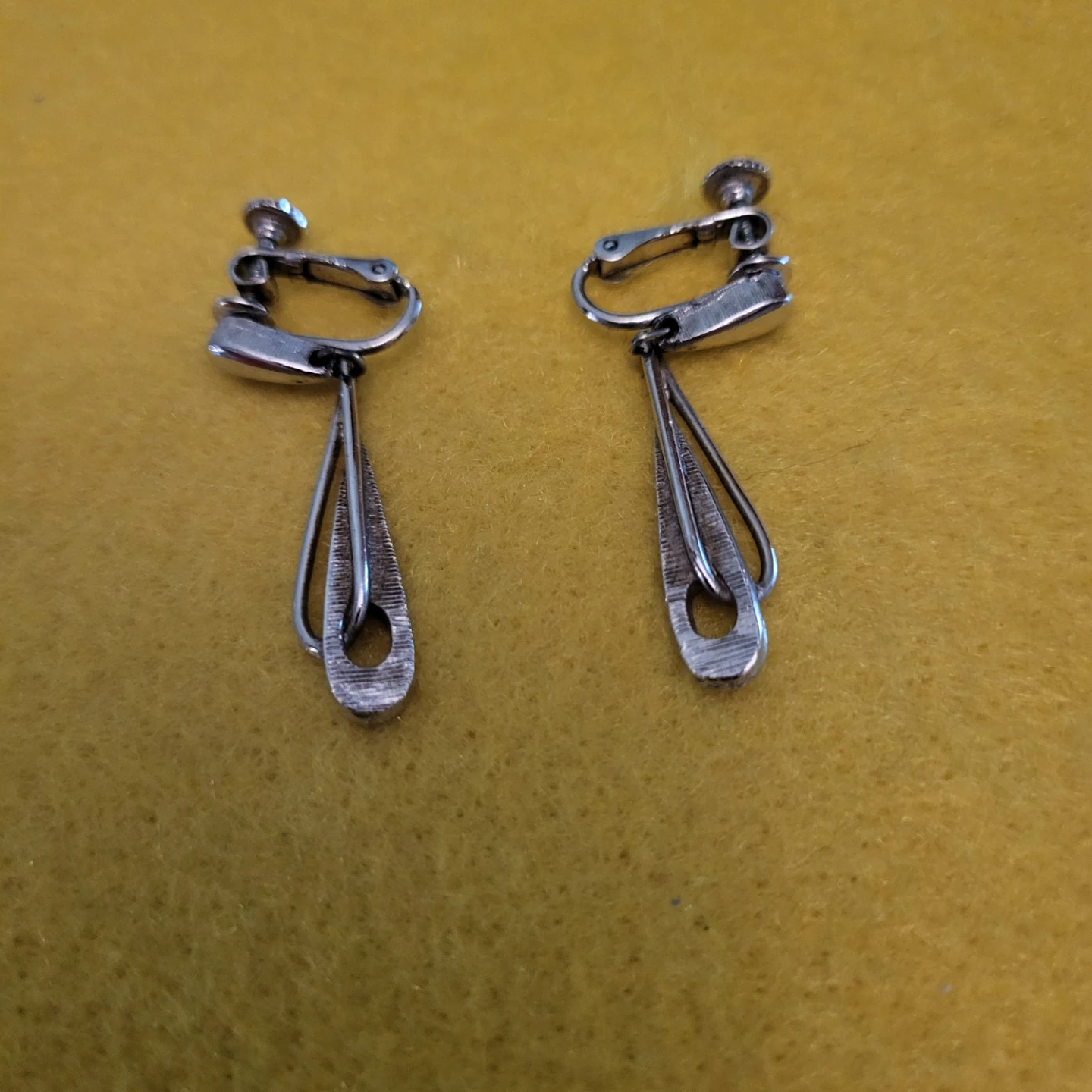 Vintage Silver Tone Screw Back Drop Earrings