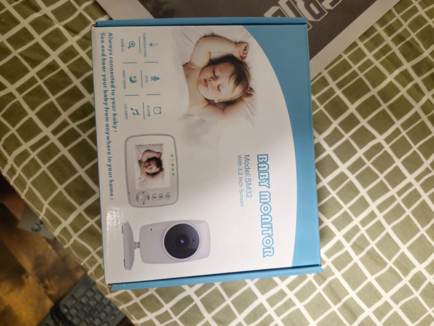 SM32 Baby Monitor with 3.2 inch Screen