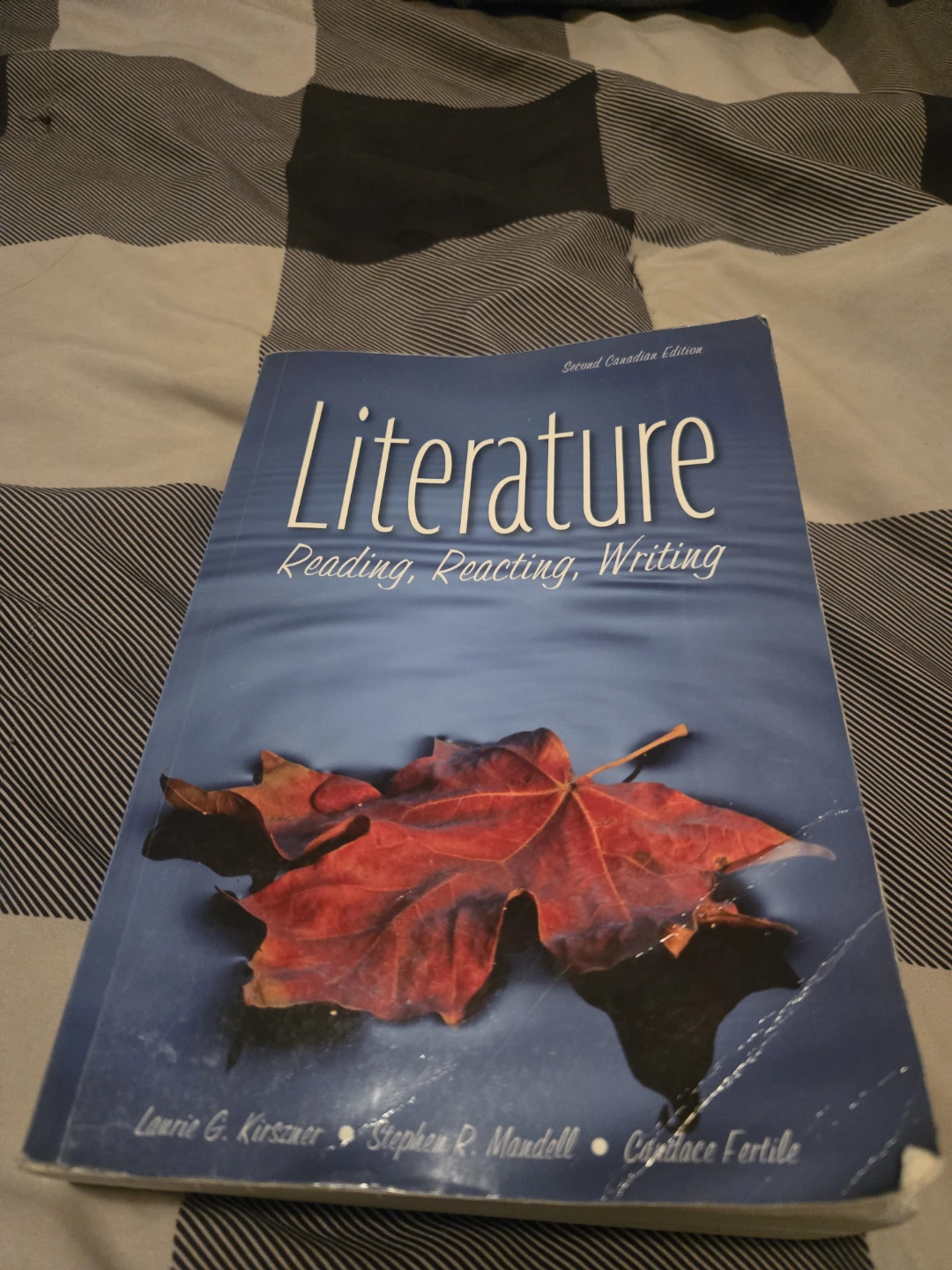 Literature: Reading, Reacting, Writing (2nd Canadian Ed)