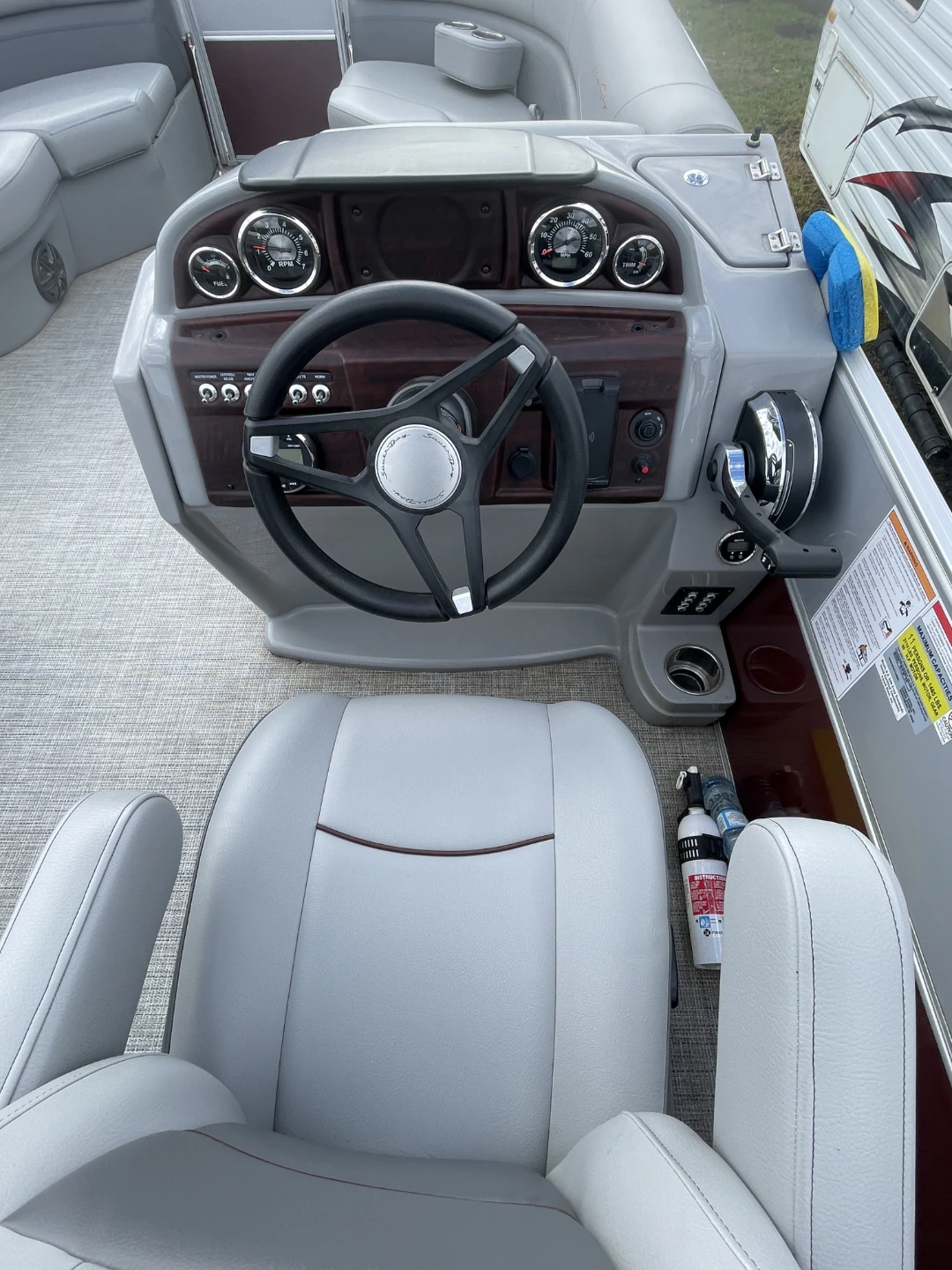 South Bay 2021 pontoon boat - photo 5
