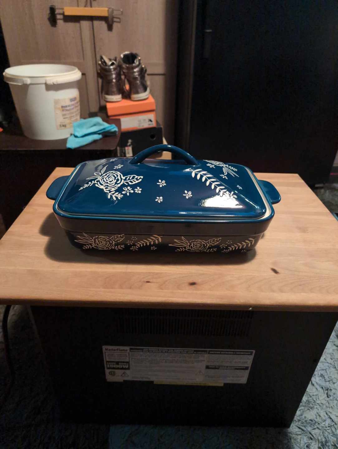Rectangular Covered Baking Dish - photo 2
